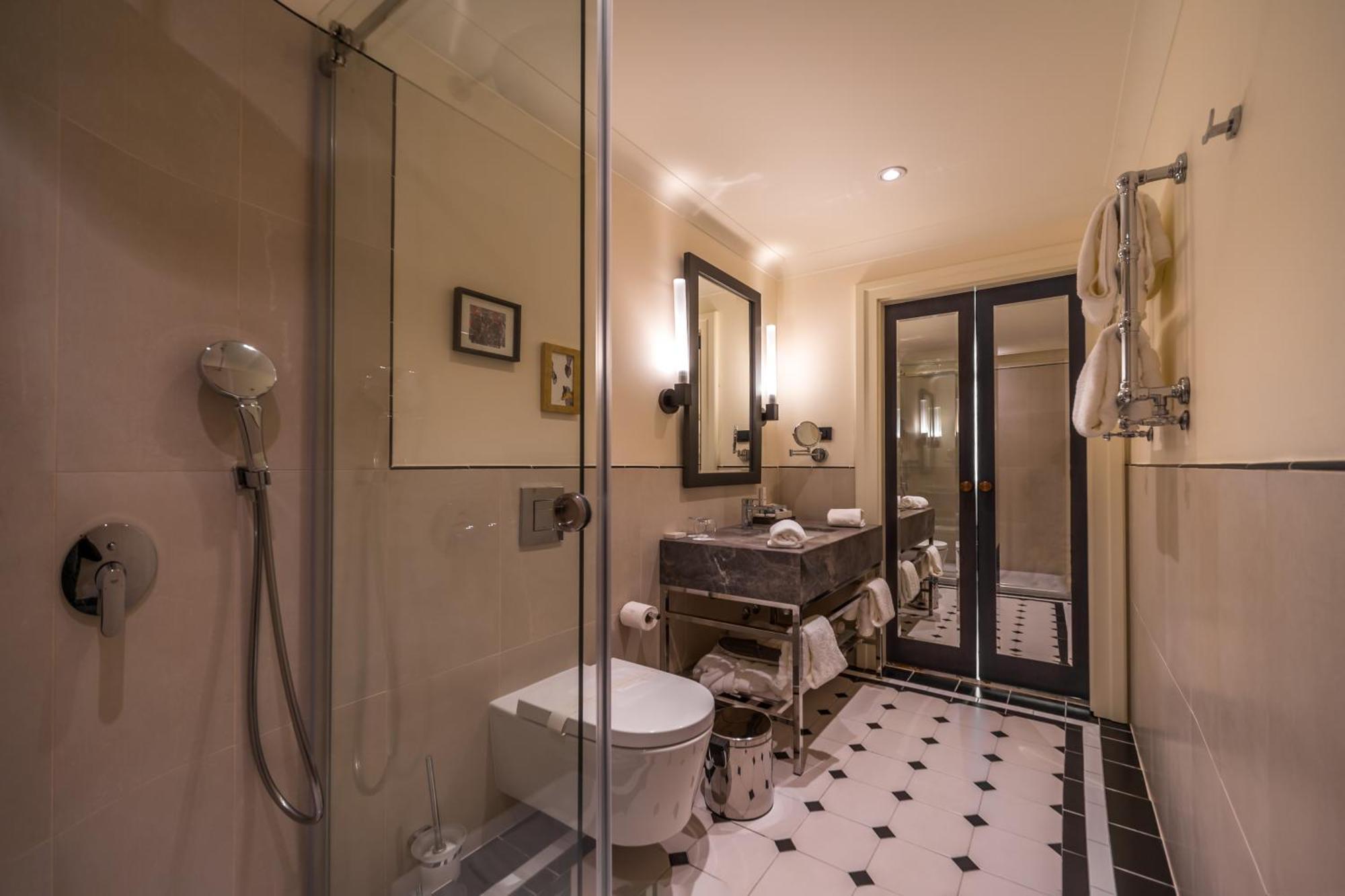Hotel Capital Zagreb Rom bilde